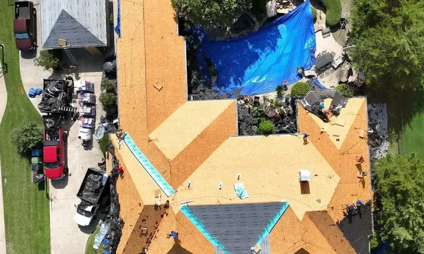 Professional Roof Repair being performed in Schertz